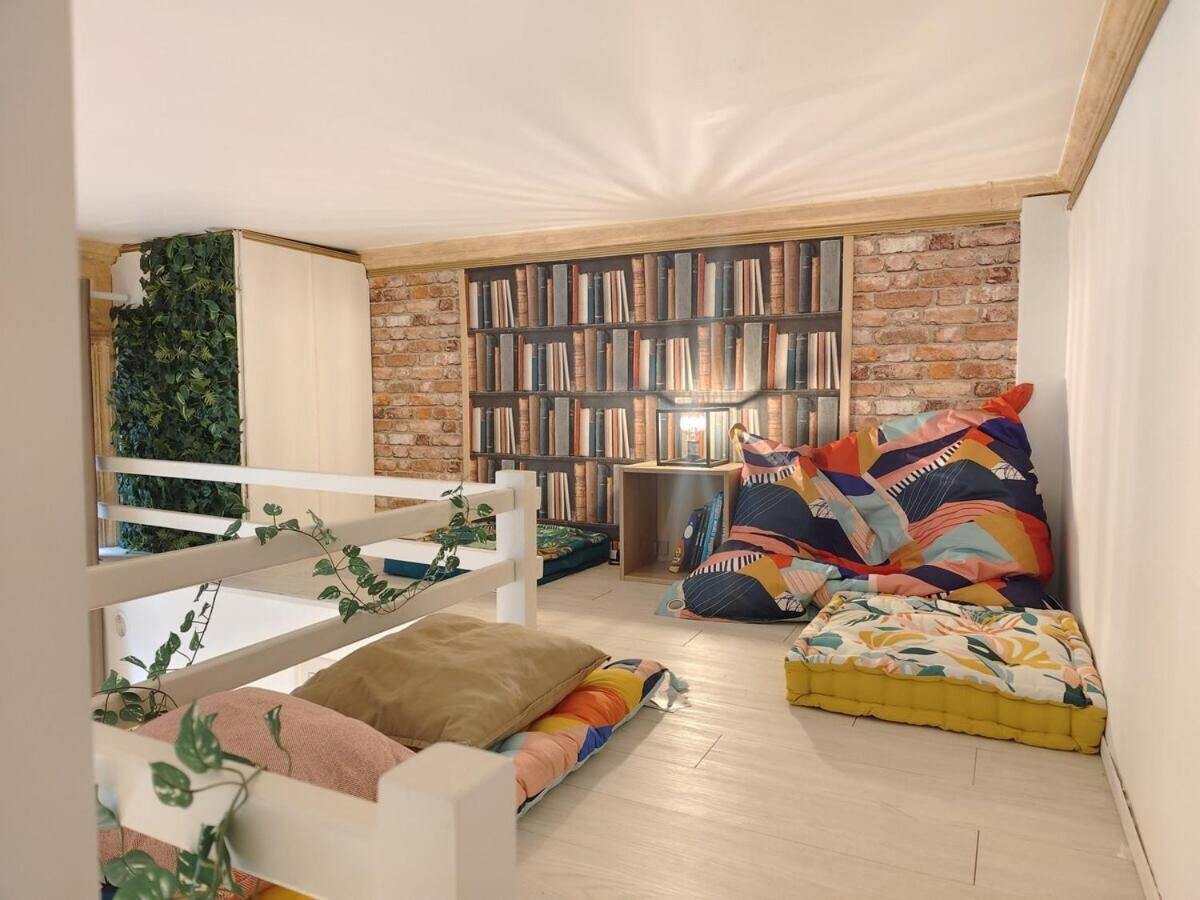 Studio Lumineux Et Fleuri Idealement Situe Apartman Caen Kültér fotó
