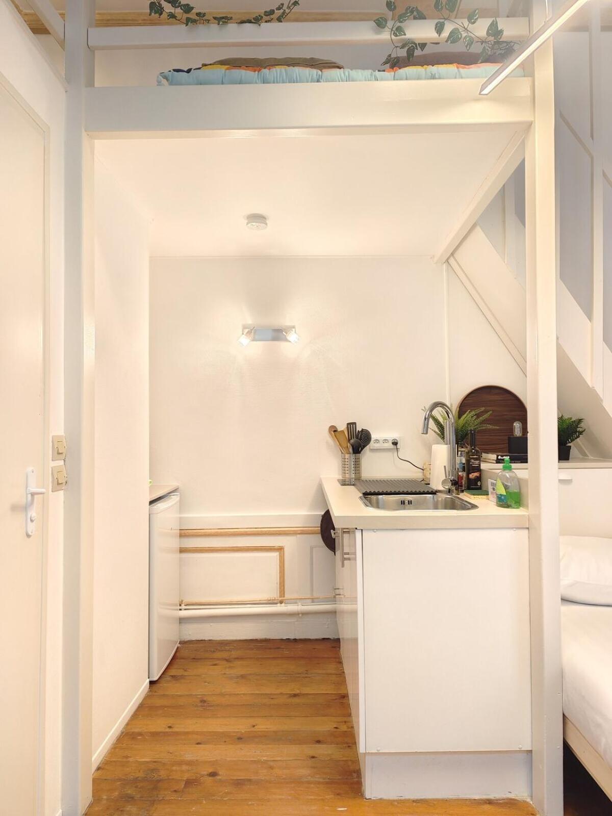 Studio Lumineux Et Fleuri Idealement Situe Apartman Caen Kültér fotó