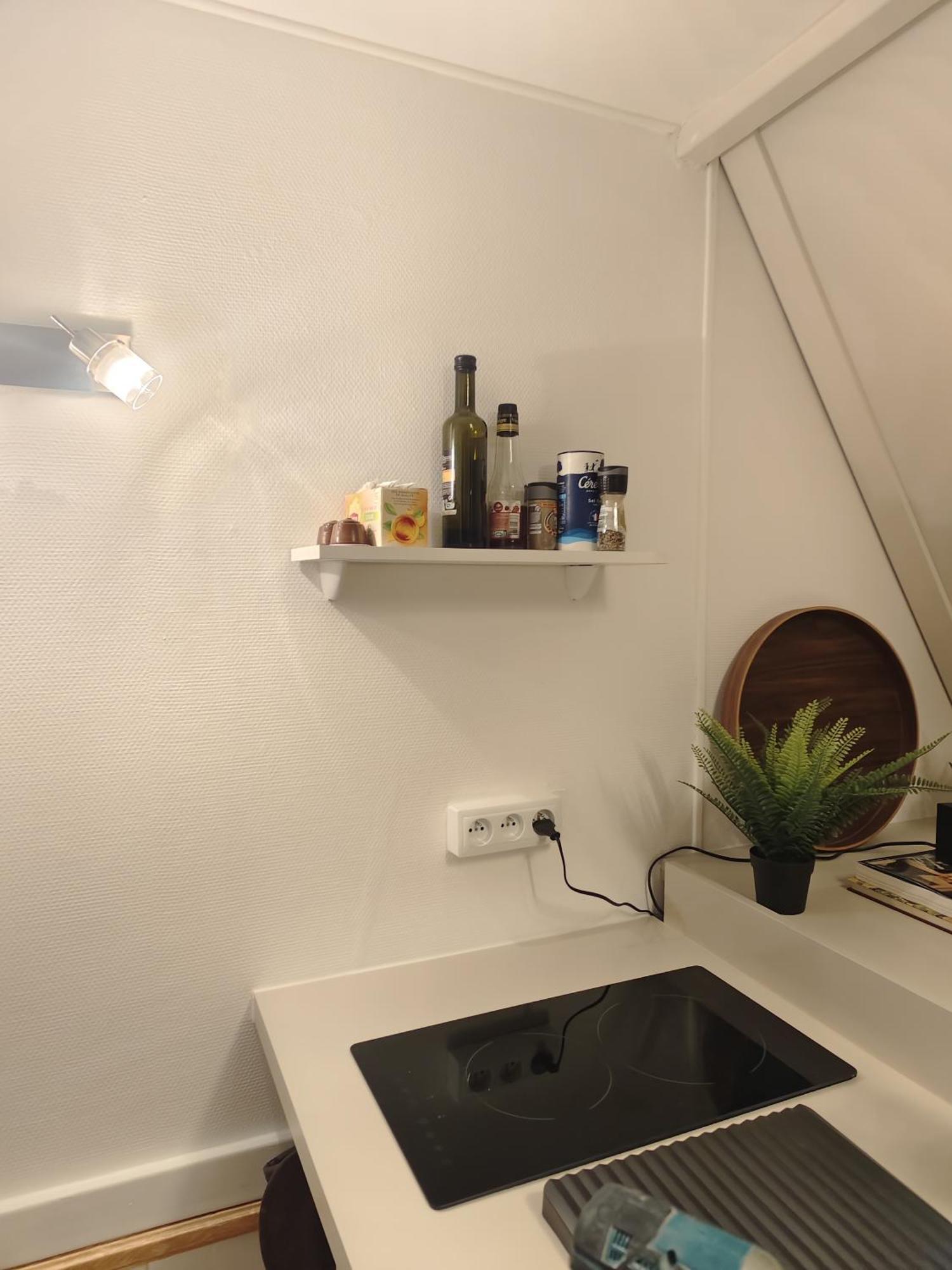 Studio Lumineux Et Fleuri Idealement Situe Apartman Caen Kültér fotó